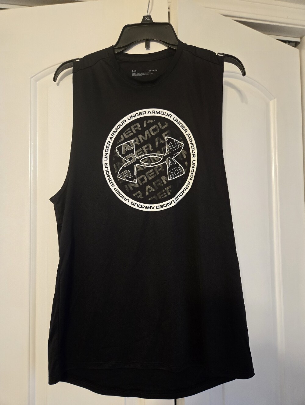 Under Armour Black Sleeveless Graphic Training Tank